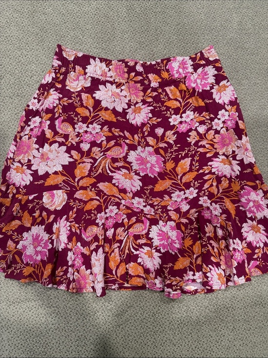 LOFT Dresses & Skirts - LOFT Floral Ruffle Hem Mini Skirt | Burgundy Pink | Size Small